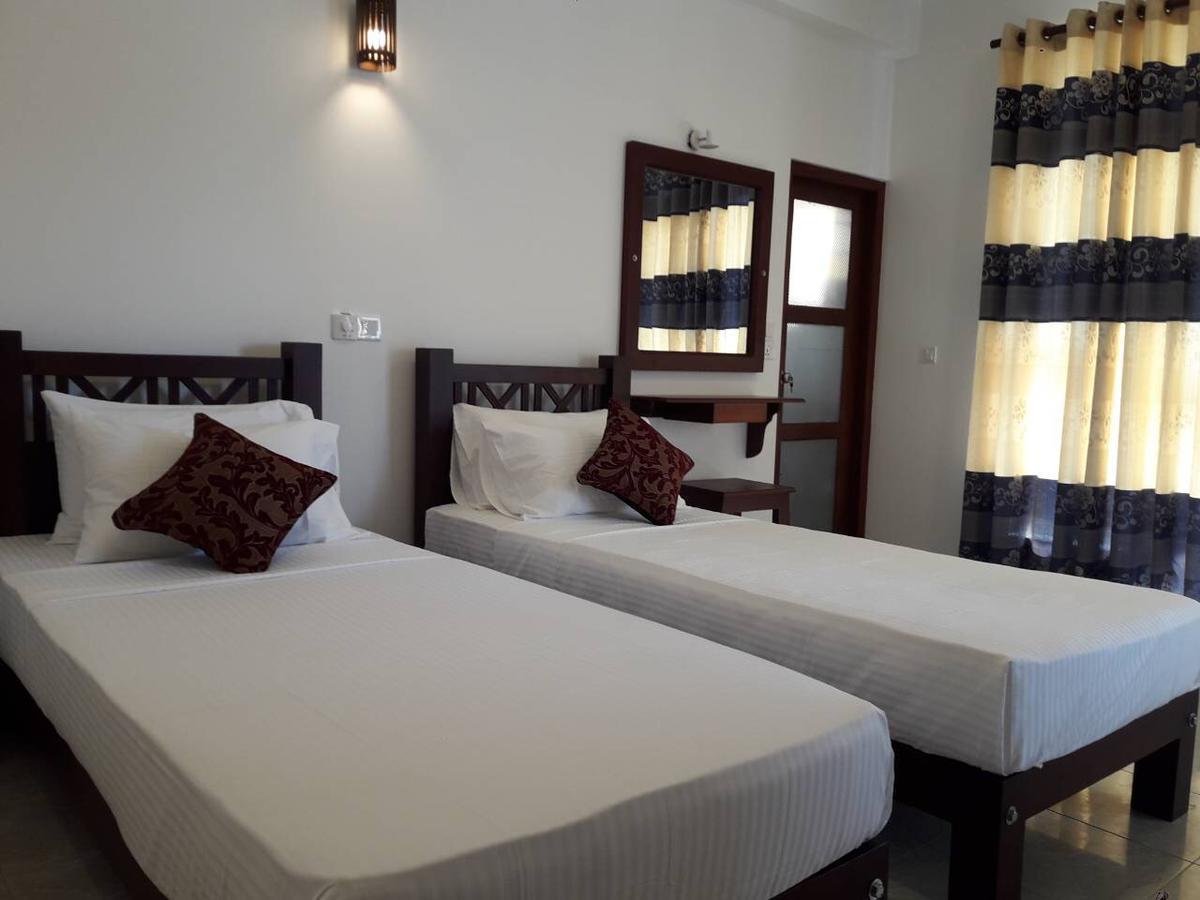 Hikka Regent Hotel Hikkaduwa Luaran gambar