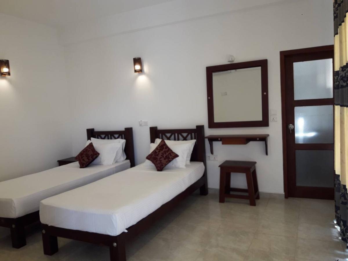 Hikka Regent Hotel Hikkaduwa Luaran gambar