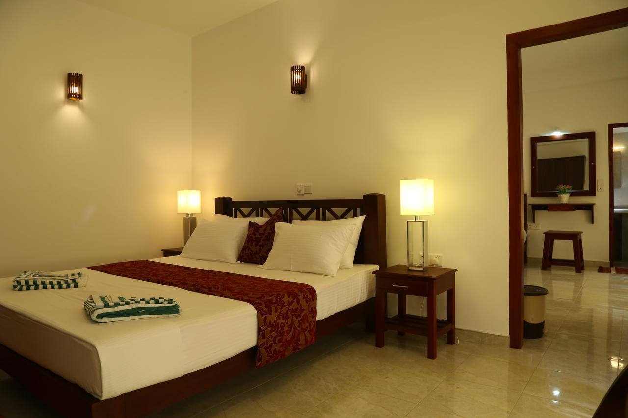 Hikka Regent Hotel Hikkaduwa Luaran gambar